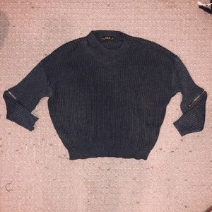 Choker sweater